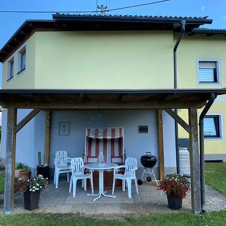 In St Kanzian On Klopein * Srejach